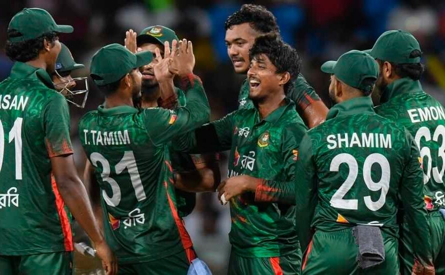 বিসিবির বিতর্কের মাঝেই জাতীয় দলের পতন, টি-টোয়েন্টি র‍্যাঙ্কিংয়ে দশে বাংলাদেশ