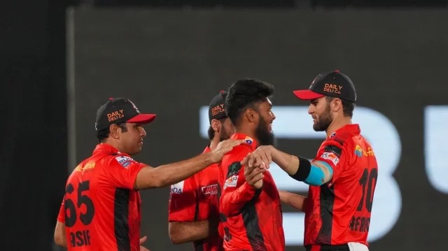 পিএসএলের ফাইনাল আজ: বৃষ্টির শঙ্কায় শিরোপা নির্ধারণ নিয়ে অনিশ্চয়তা